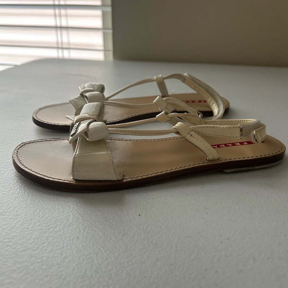 Prada Kids Girl Cream Bow Thong Sandals Ankle Strap Designer Flats Size 4–4.5 - Picture 8 of 16